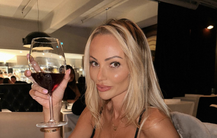 Abby Dowse Personal Details and Biography